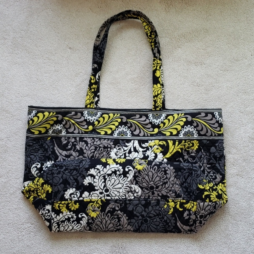Vera Bradley bag. EUC.